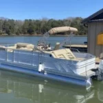 rent a pontoon boat