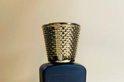 Amber perfume